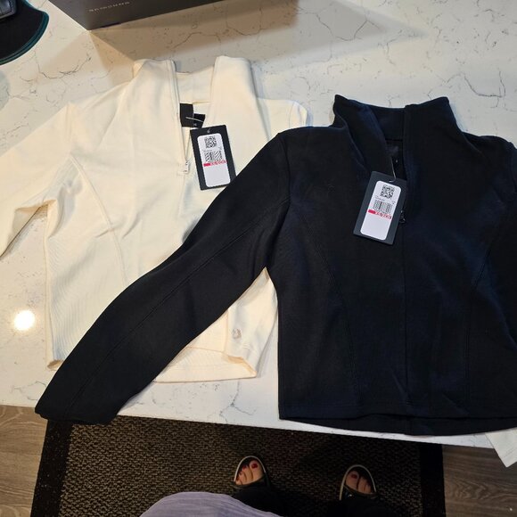 Converse - Women's Half-Zip Mock Neck Long Sleeve Top LOT OF 2 Size XS NEW - Picture 1 of 5